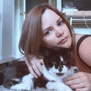 Meet your Posher, Abby